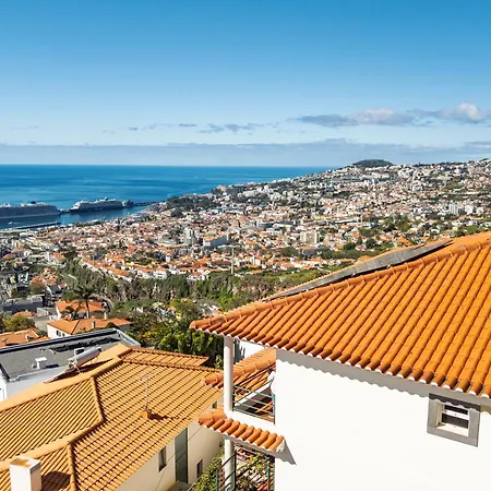 Bom Sucesso With Jacuzzi By Madeira Funchal (Madeira)