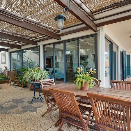 Bom Sucesso With Jacuzzi By Madeira Feriehus Funchal (Madeira)