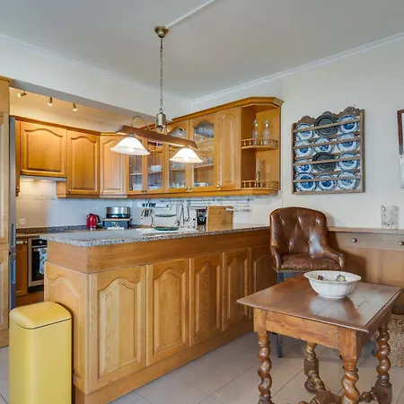 Bom Sucesso With Jacuzzi By Madeira Сasa de vacaciones Funchal (Madeira)